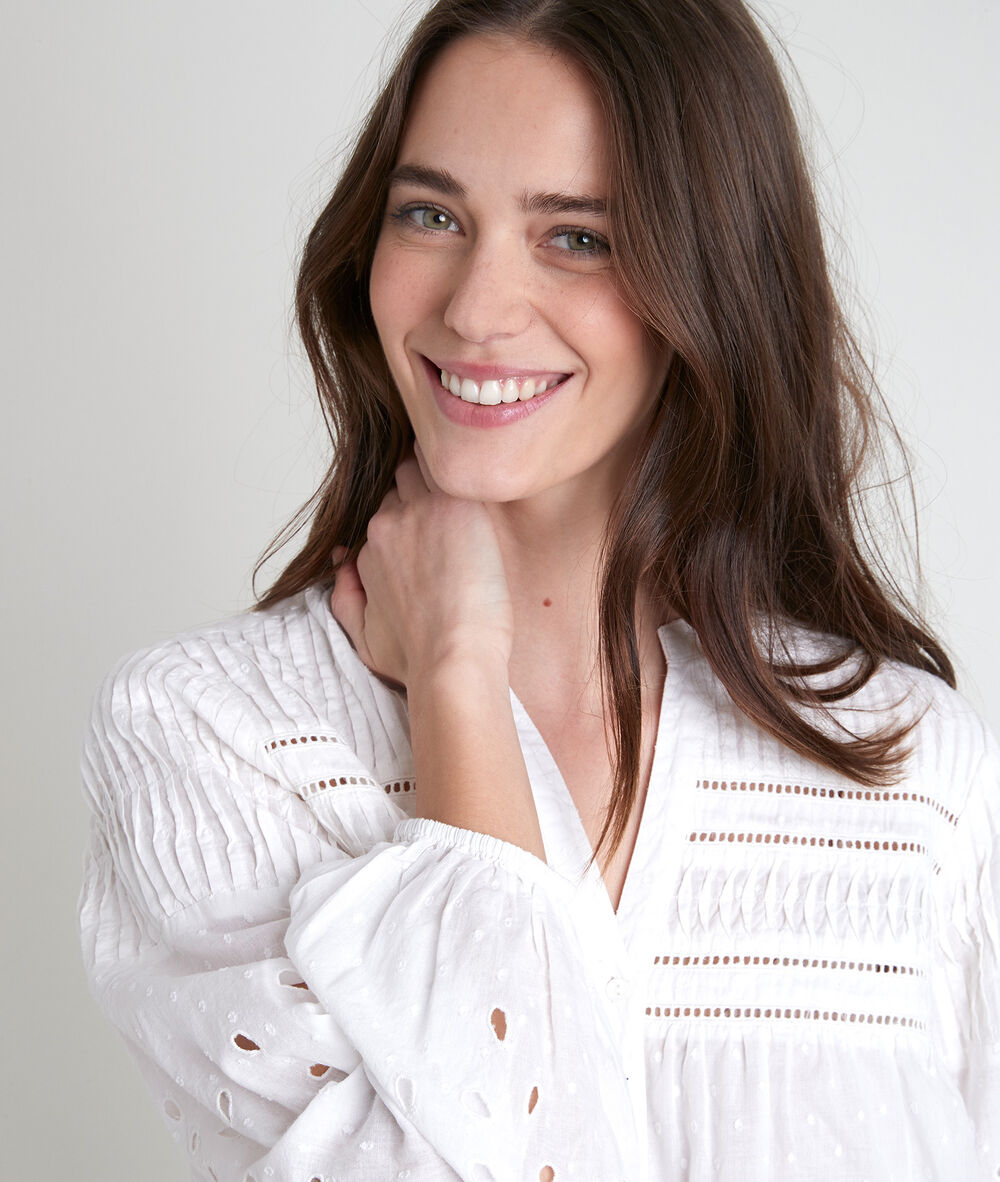 Blouse romantique en coton brodé blanc tehany ecru.