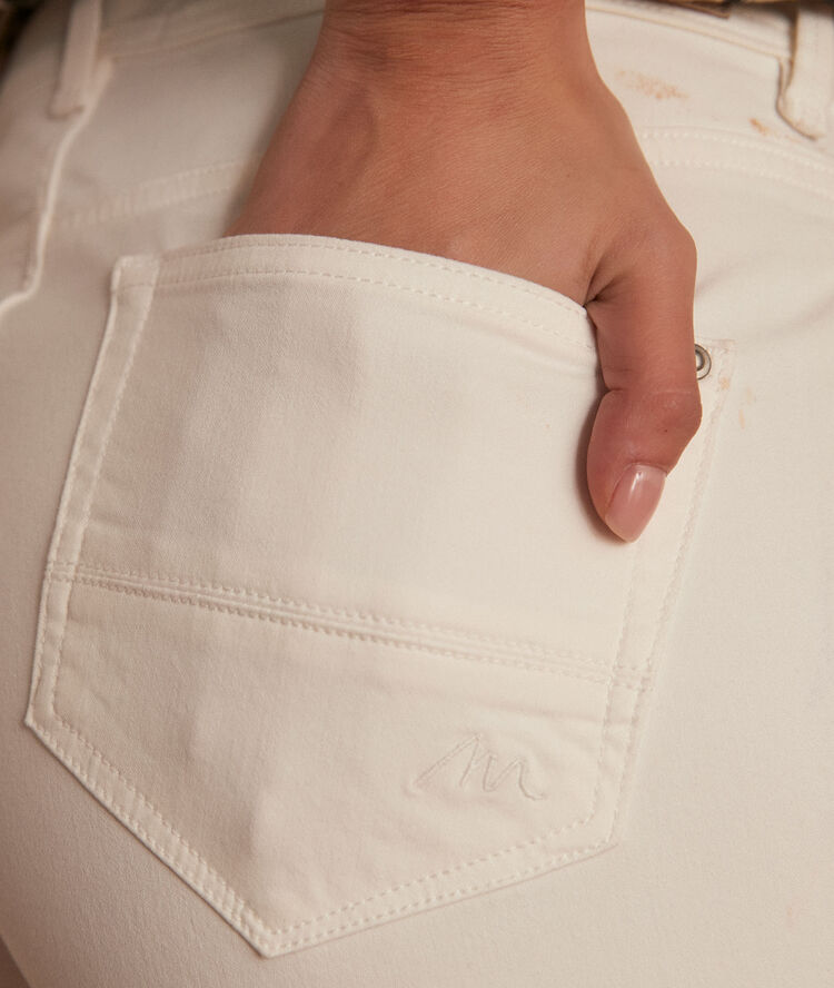 L'iconique slim saton de coton écru sultan ecru.