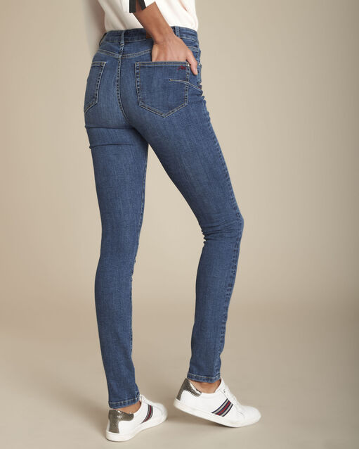 L'iconique slim jean stone used suzy delave clair.