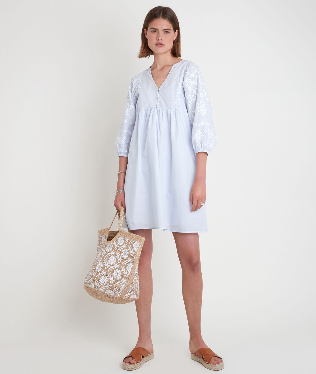 Robe courte brodée bleu pâle Samantha | 1-2-3 Robe courte brodée bleu pâle Samantha PhotoZ | 1-2-3