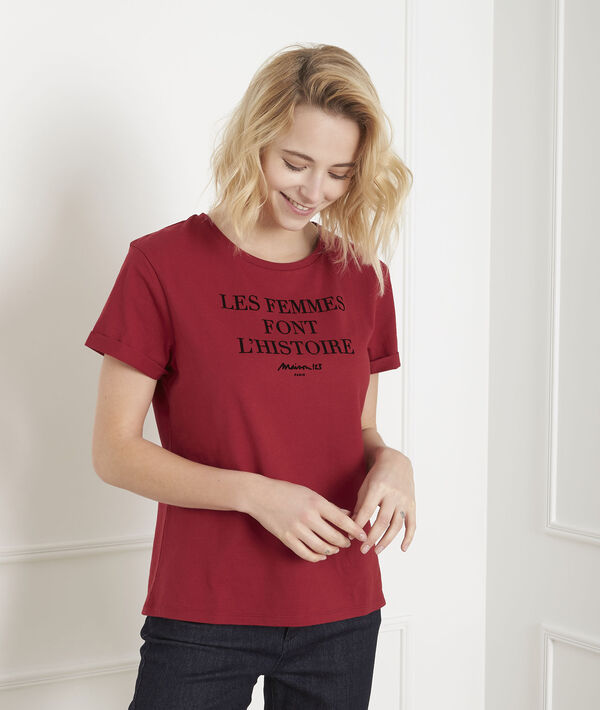 Tee-shirt rouge message Proud | 1-2-3 Tee-shirt rouge message Proud PhotoZ | 1-2-3