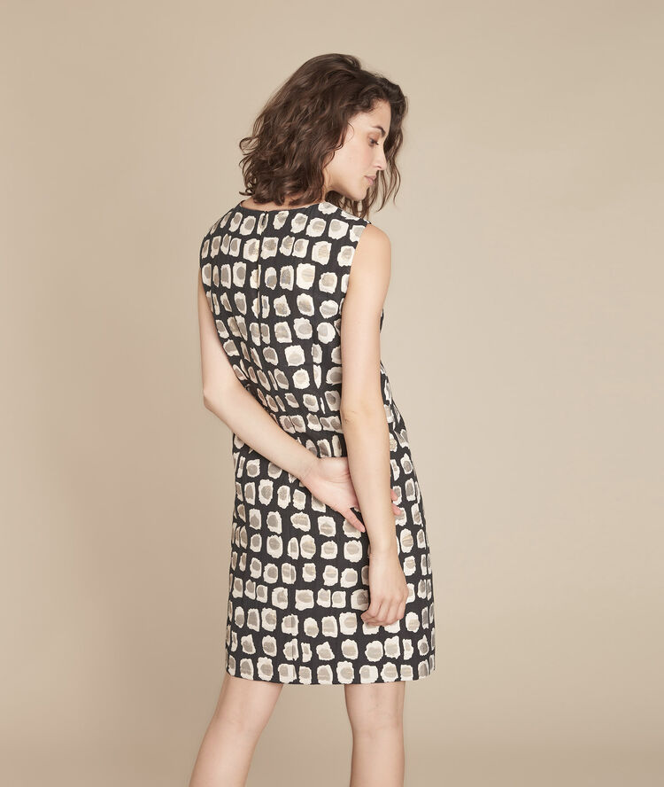 Robe en jacquard imprimé rosa noir.