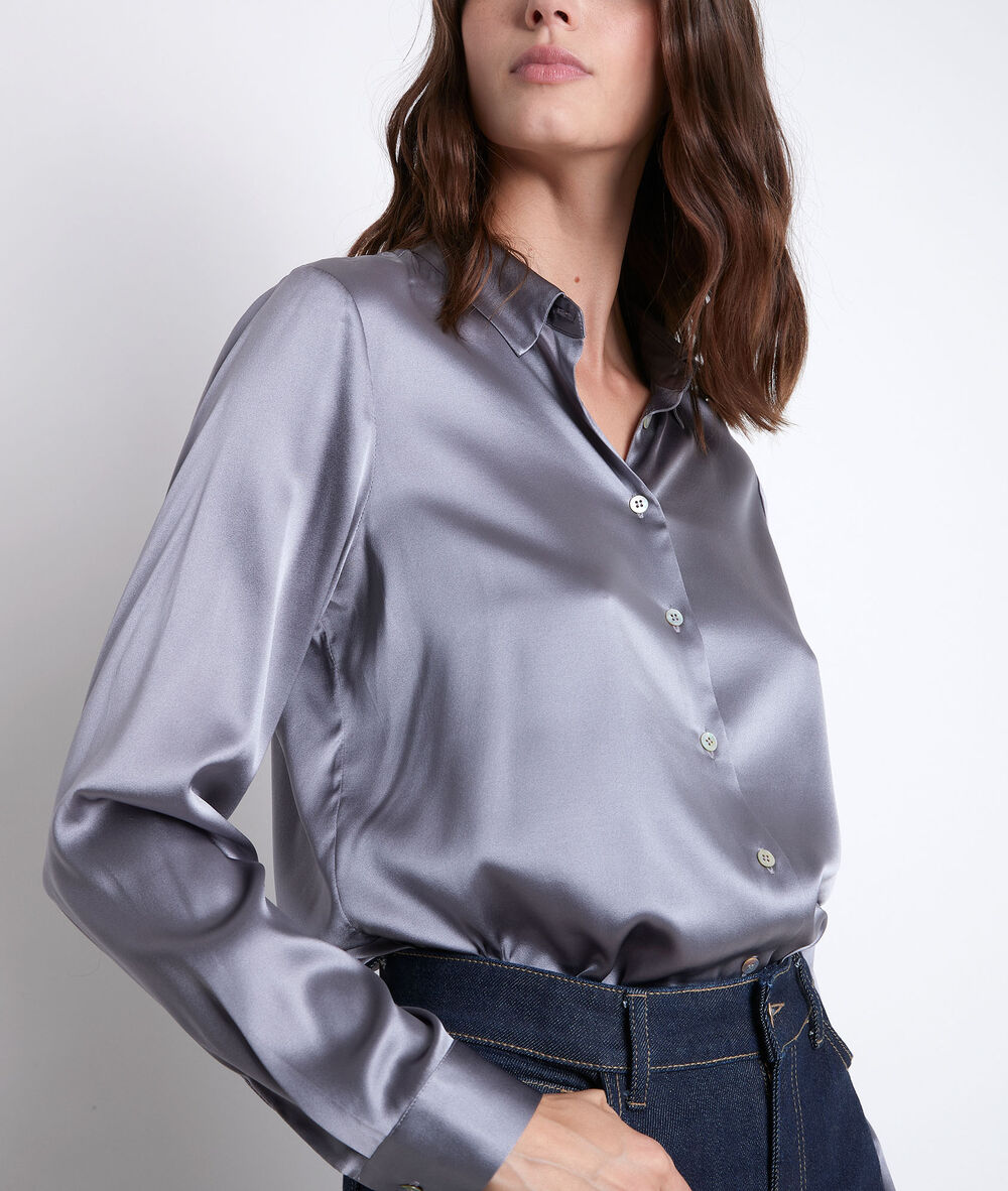Blouse en soie mélangée grise jerry gris perle.