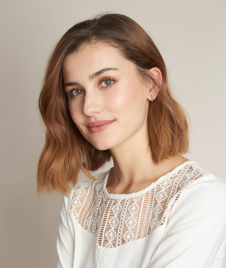 Tee-shirt en dentelle roxie ecru.