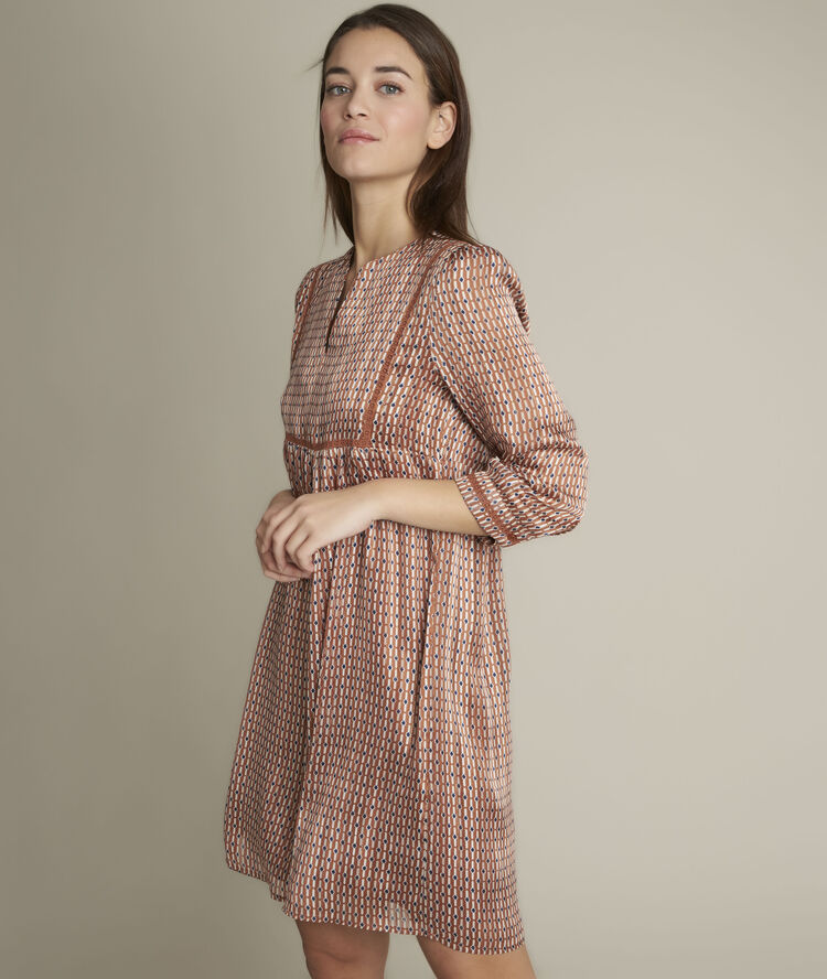 Robe fluide imprim&eacute;e isaline greige.
