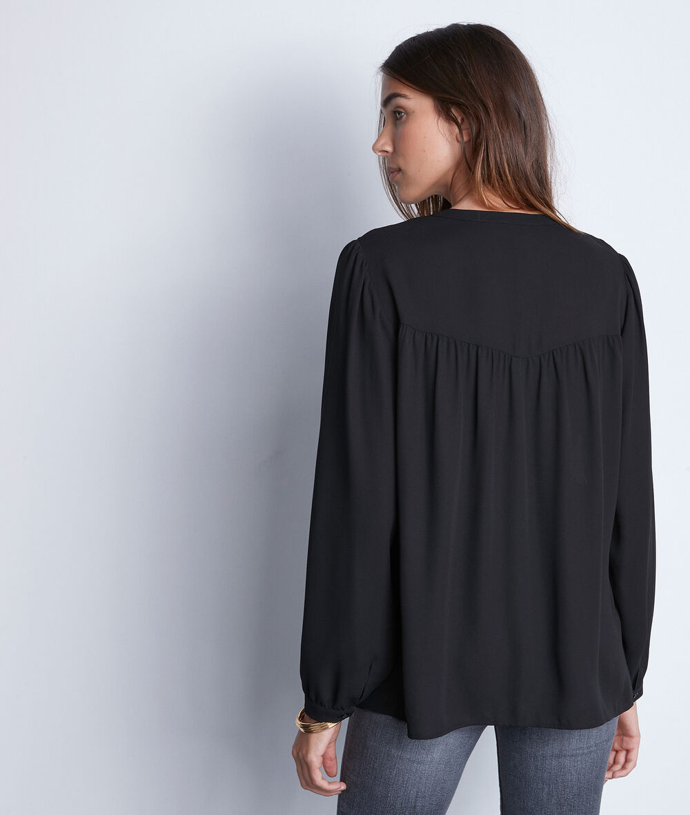 Blouse fluide avec incrustations de dentelle noir annabelle noir.