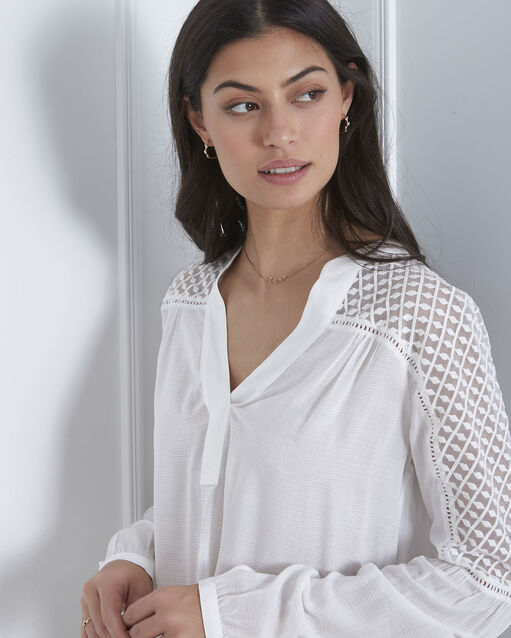 Blouse écrue en dentelle valy ecru.
