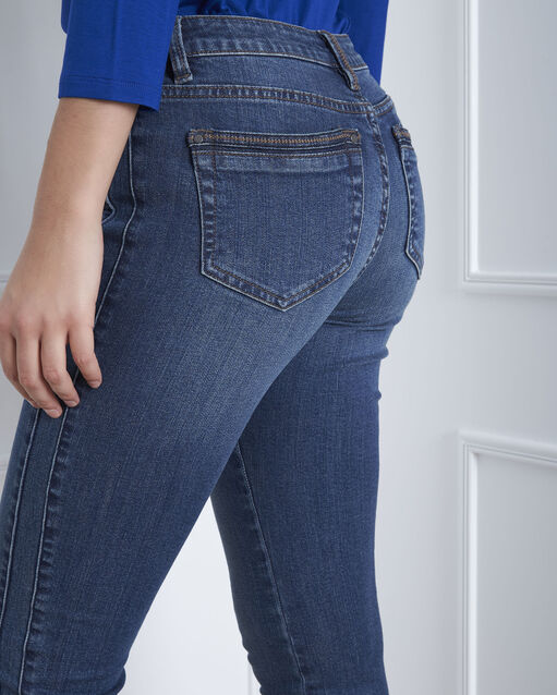 Slim-fit indigo jeans met ritssluiting en normale taille indigo fonce.