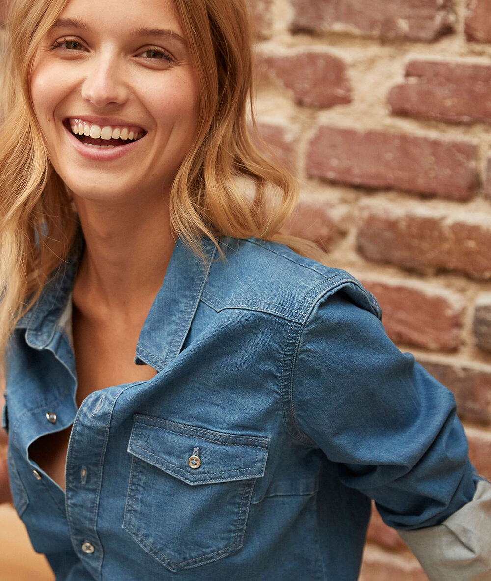Chemise en denim éco-responsable jenim stone used.