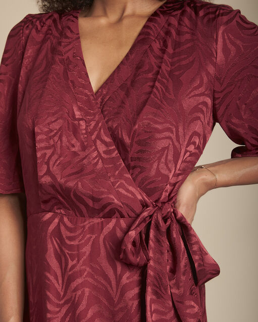 Robe cache-cœur en jacquard roda bordeaux.
