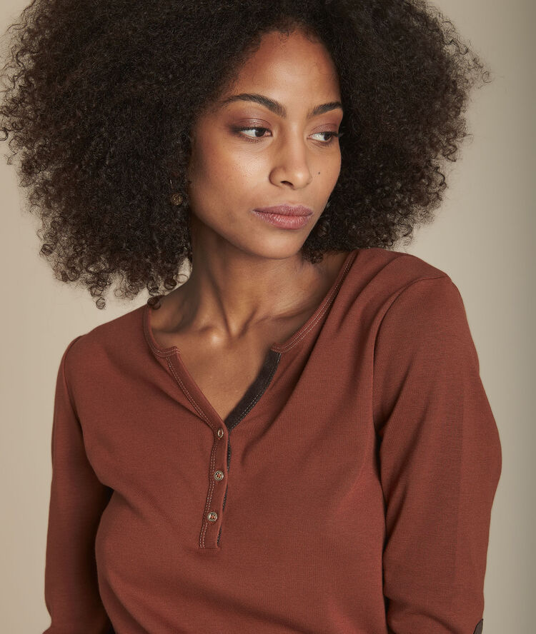 Tee-shirt col tunisien acajou clyde caramel.