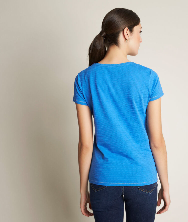 Tee-shirt bleu reglisse cassis.