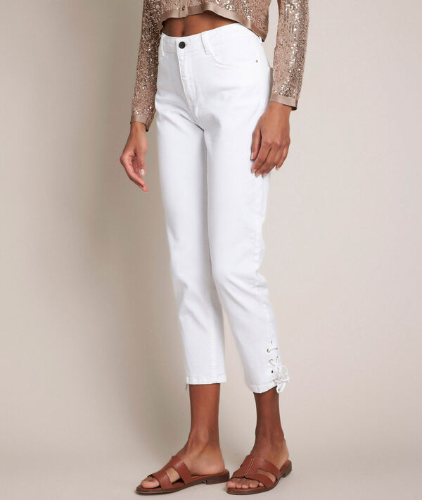 L'iconique slim: jean à lacets blanc Agathe | 1-2-3 L'iconique slim: jean à lacets blanc Agathe PhotoZ | 1-2-3
