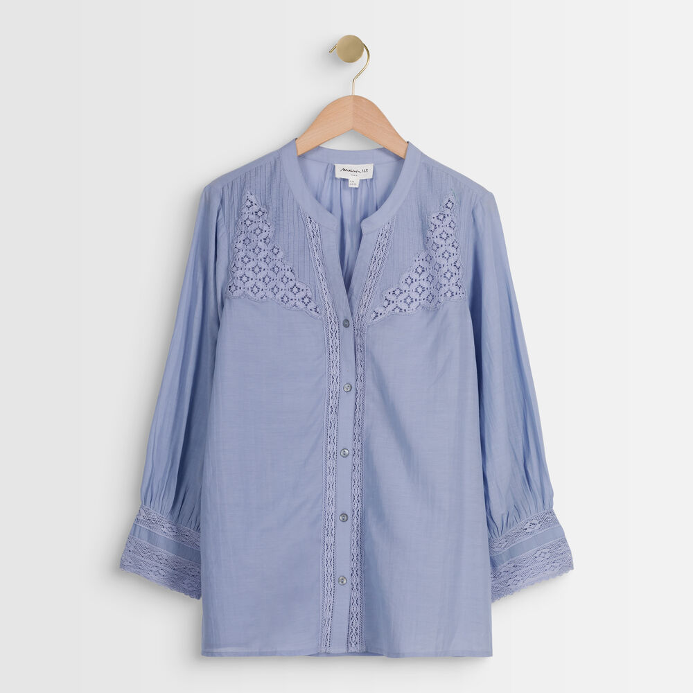 Blouse mauve en dentelle temina mauve.