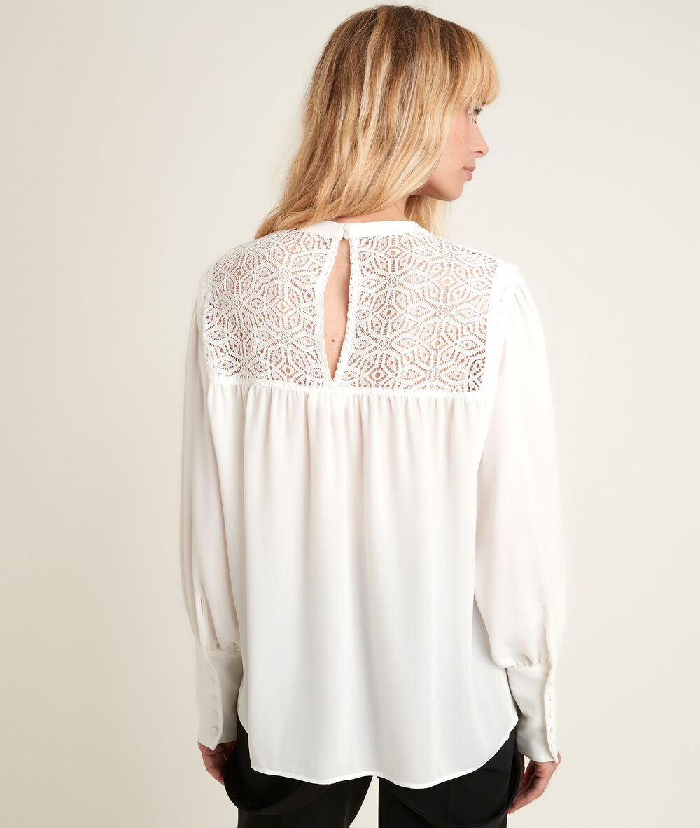 Blouse en dentelle jyo ecru.