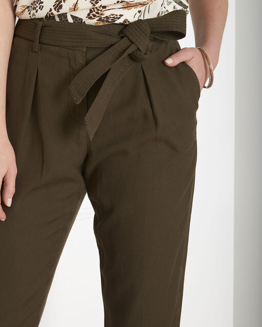 Pantalon kaki fluide ceinture geode kaki.