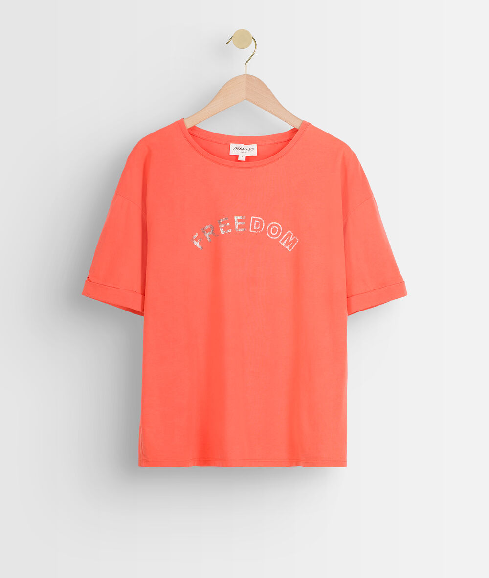 Tee-shirt en coton biologique à message corail etincelle corail.