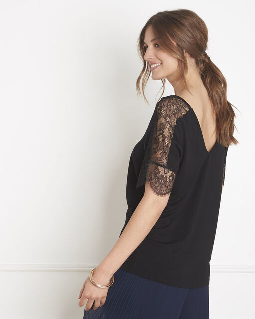 Blouse noire dentelle bimatière voyage noir.