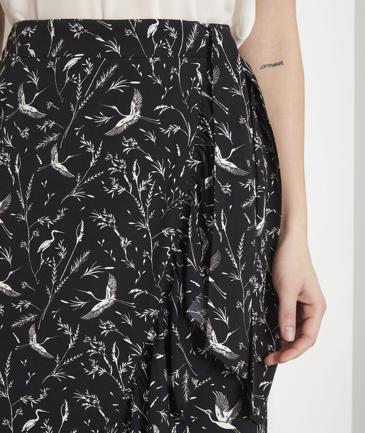 Schwarzer rock mit floralem print-muster senvol schwarz/weiss.