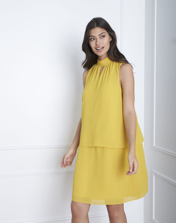 Gelbes Kleid mit hohem Ausschnitt | 1-2-3 Gelbes Kleid mit hohem Ausschnitt PhotoZ | 1-2-3