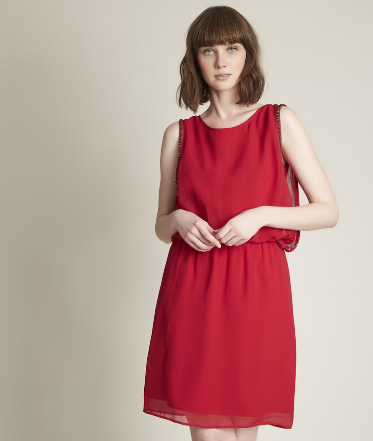 Robe en soie ode fuchsia clair.