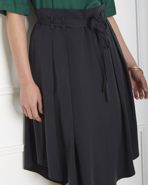 Jupe marine fluide asymétrique soufle marine.
