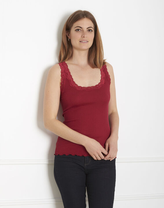 Rotes Tanktop Seide und Baumwolle Spitzenausschnitt Guest | 1-2-3 Rotes Tanktop Seide und Baumwolle Spitzenausschnitt Guest PhotoZ | 1-2-3