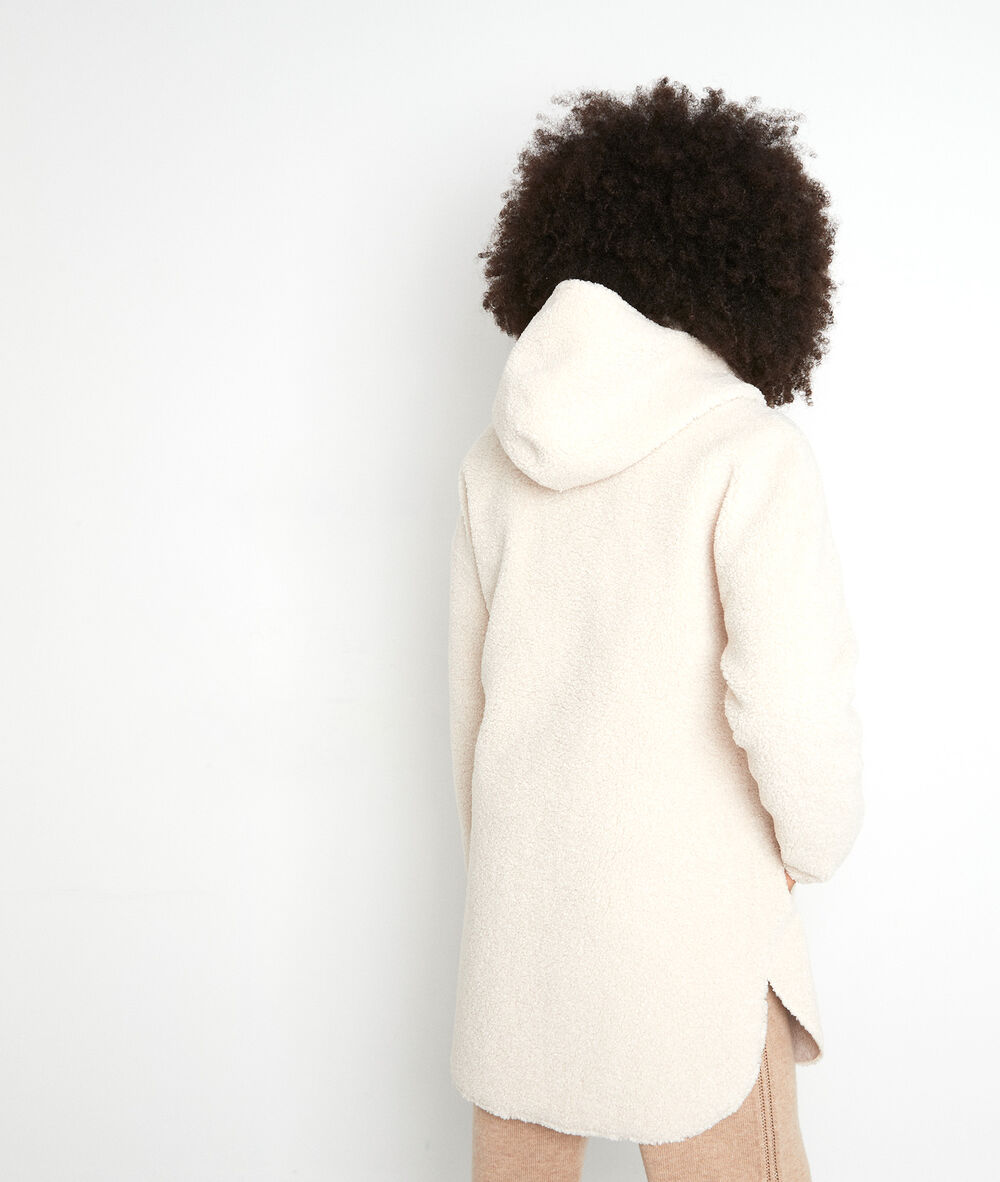 Manteau écru en effet mouton retourné lola ecru.