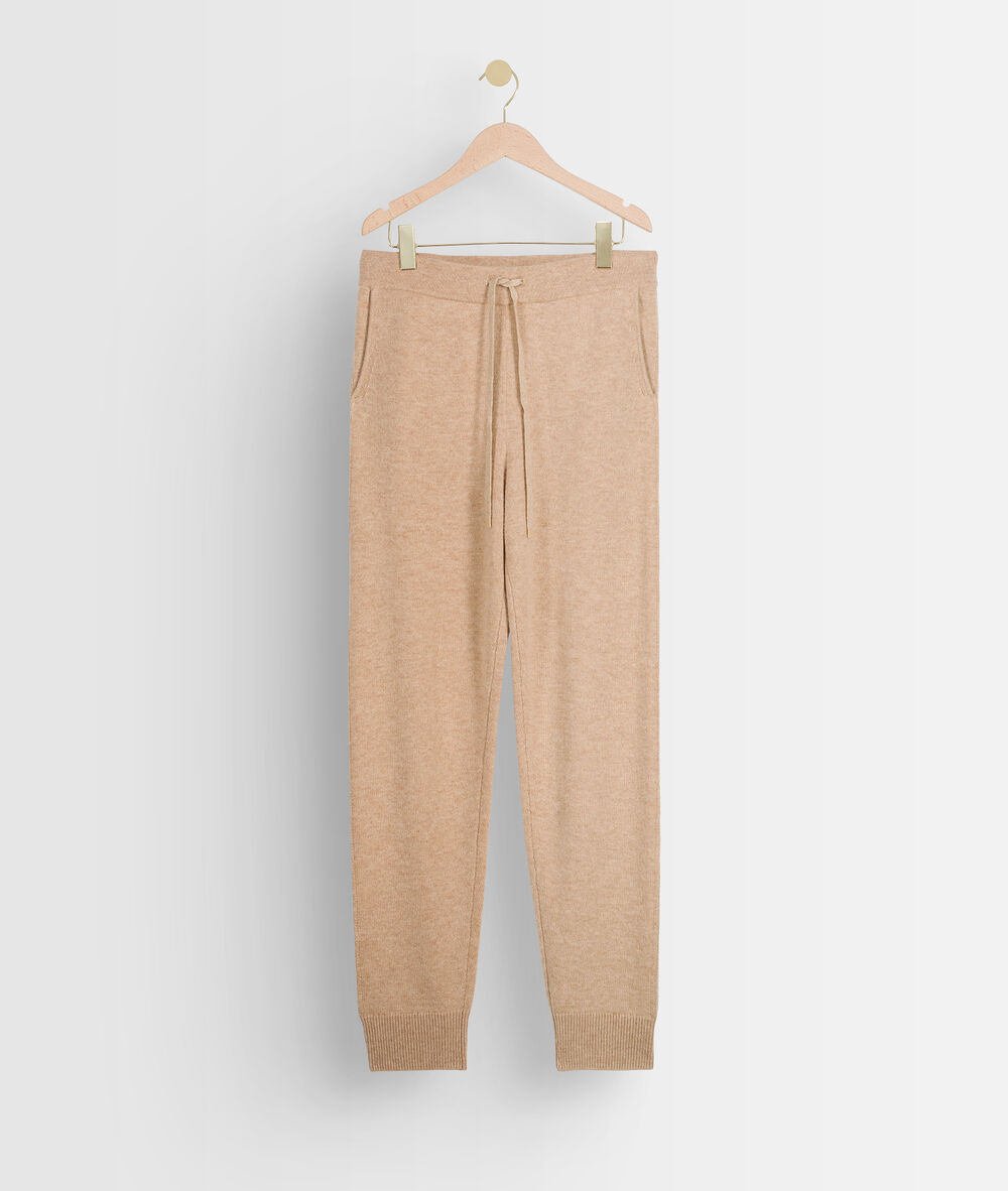Pantalon en maille beige tosca camel clair.