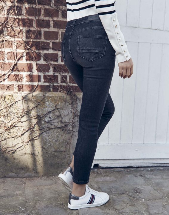 L'Iconique slim stylised black Sultan | 1-2-3 L'Iconique slim stylised black Sultan PhotoZ | 1-2-3