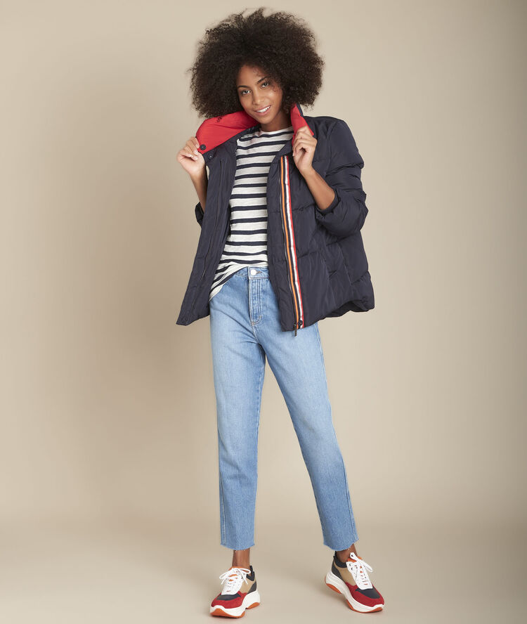 Marineblauw donsjack met contrasterende bies lor&egrave;ne marine.