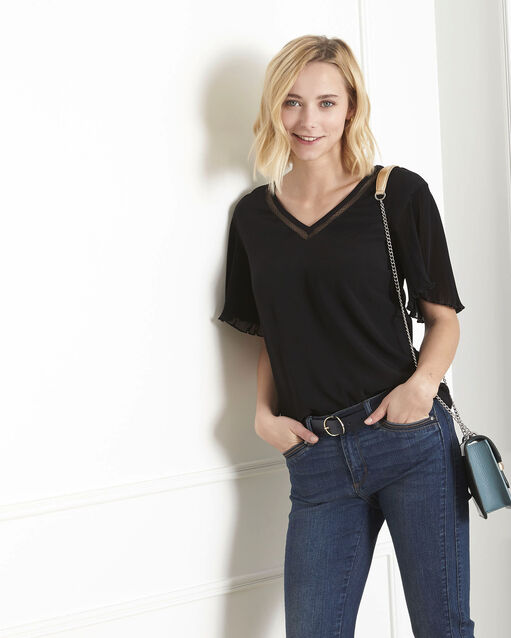 Blouse noire dentelle et plis victor noir.