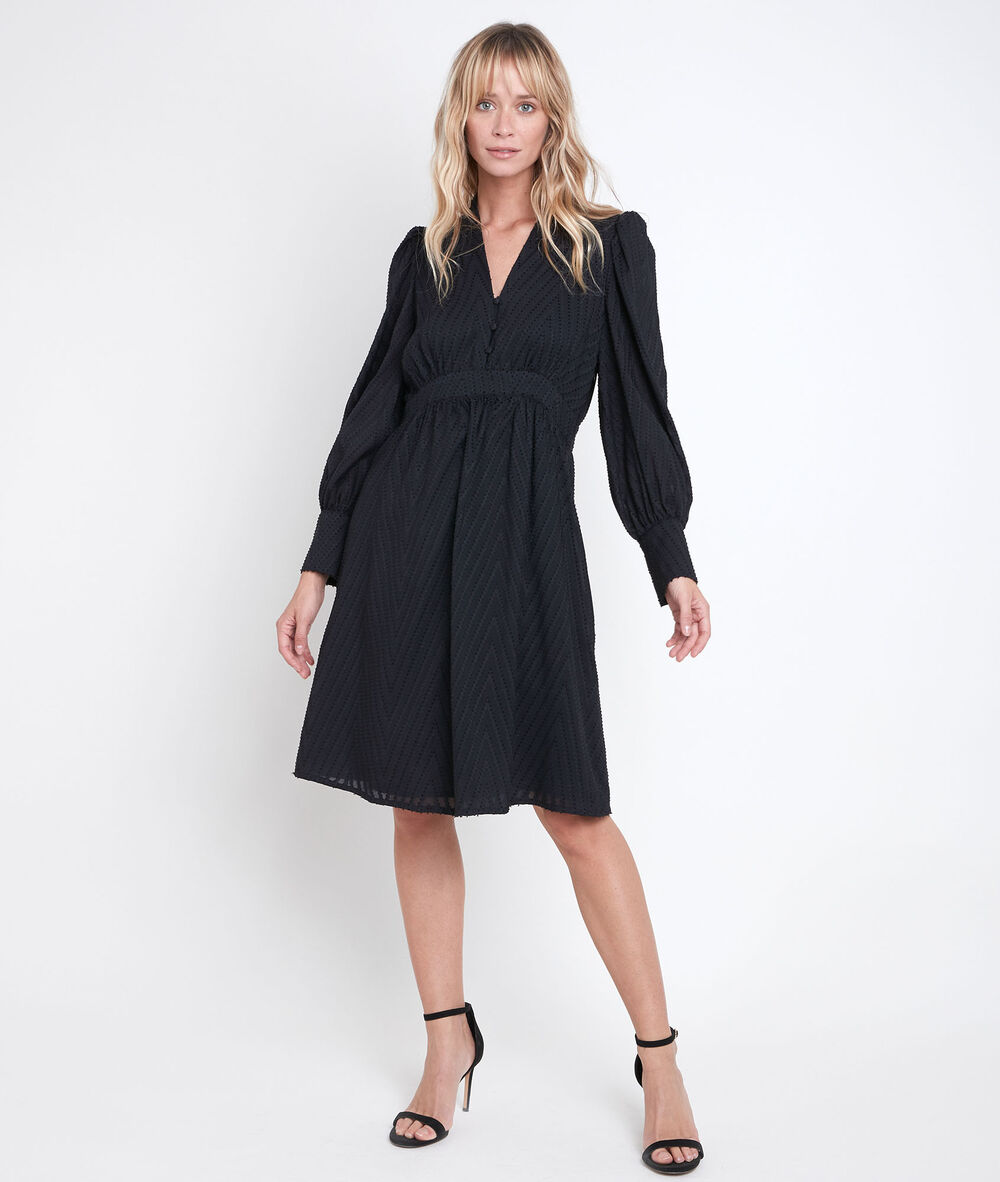 Robe dansante aux manches bouffantes corinne noir.