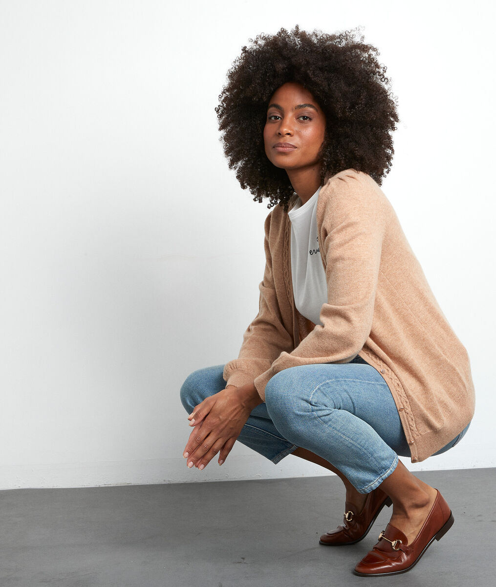 Cardigan en laine et cachemire recyclés camel Timothe | 1-2-3 Cardigan en laine et cachemire recyclés camel Timothe PhotoZ | 1-2-3