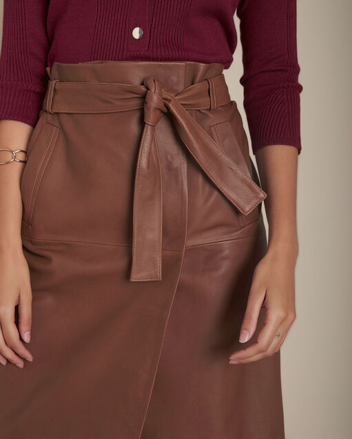 Jupe portefeuille en cuir kim camel.