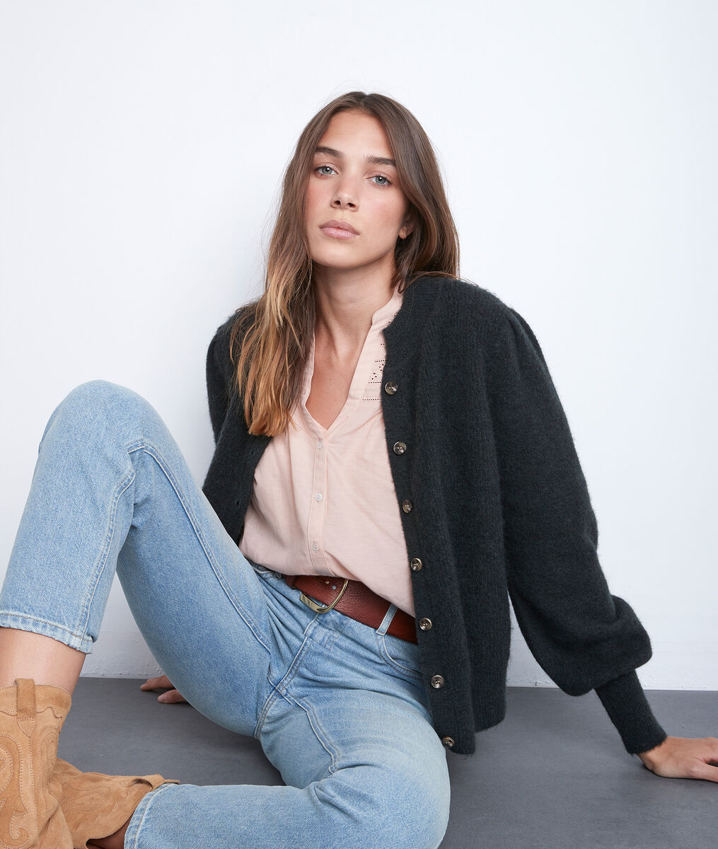 Cardigan mit bauschigen Ärmeln Grün Toussain | 1-2-3 Cardigan mit bauschigen Ärmeln Grün Toussain PhotoZ | 1-2-3