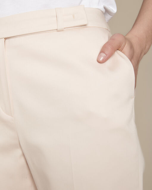 Puderfarbene zigarettenhose, rubis puder.