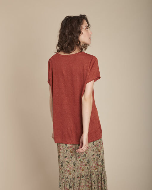 Tee-shirt acajou en lin encolure fantaisie panette acajou.