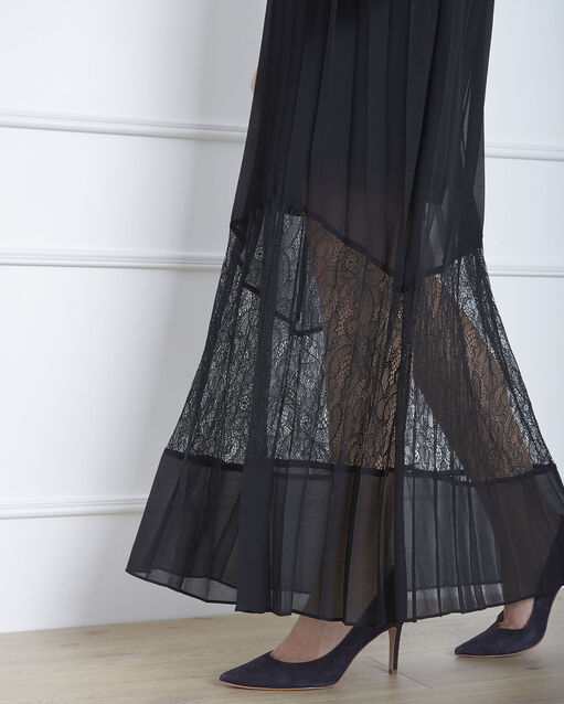 Robe noire plissée longue dentelle hedda noir.