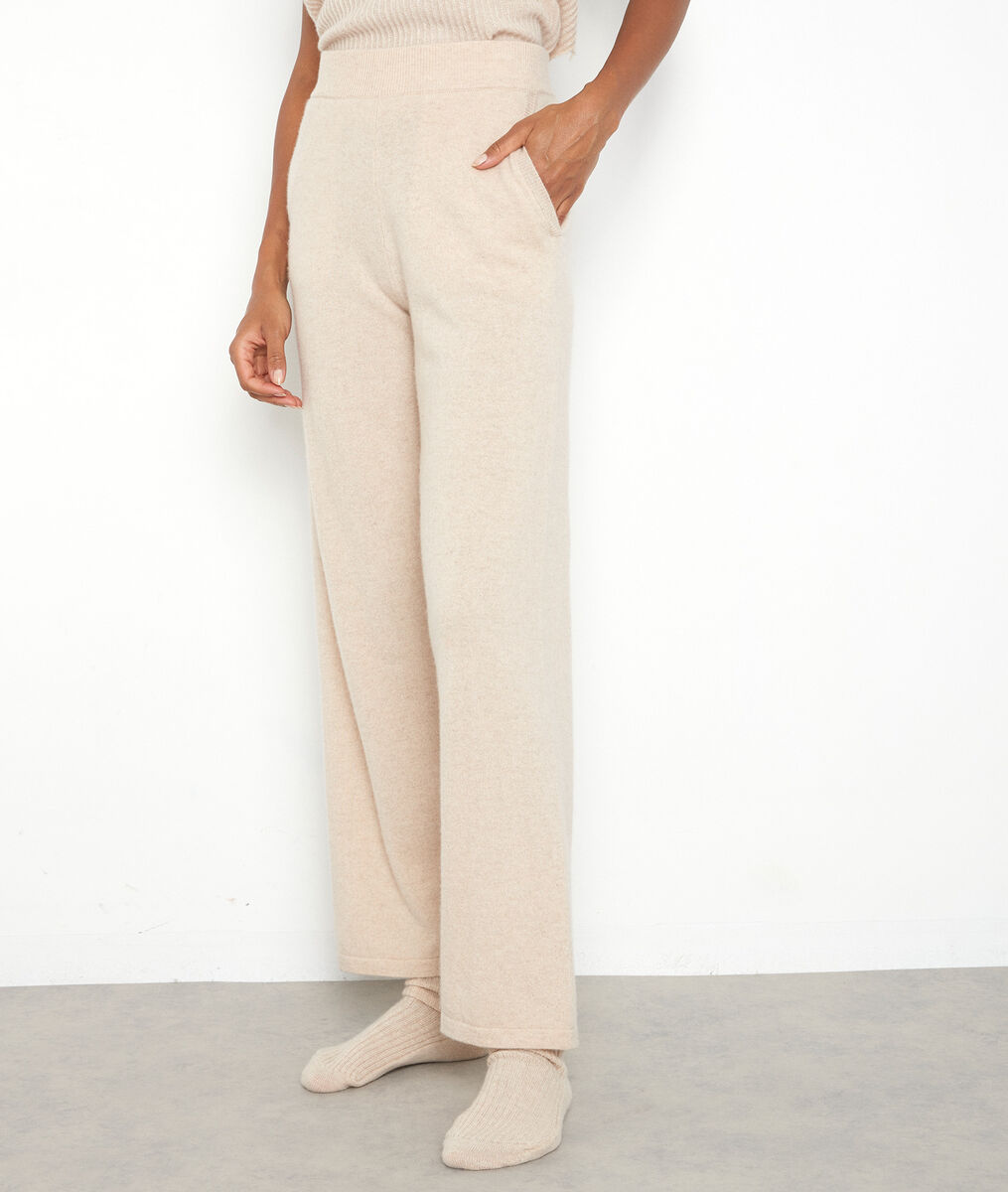 Pantalon large en cachemire recyclé beige Tanis | 1-2-3 Pantalon large en cachemire recyclé beige Tanis PhotoZ | 1-2-3