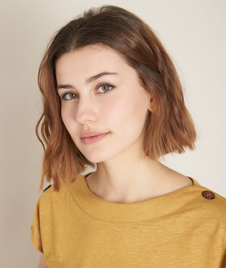 Tee-shirt en lin ocre royal krijt.