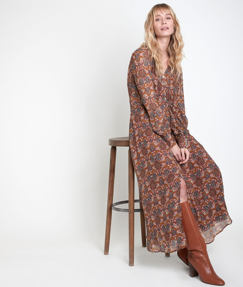 Robe longue imprim&eacute; camel carmen camel.