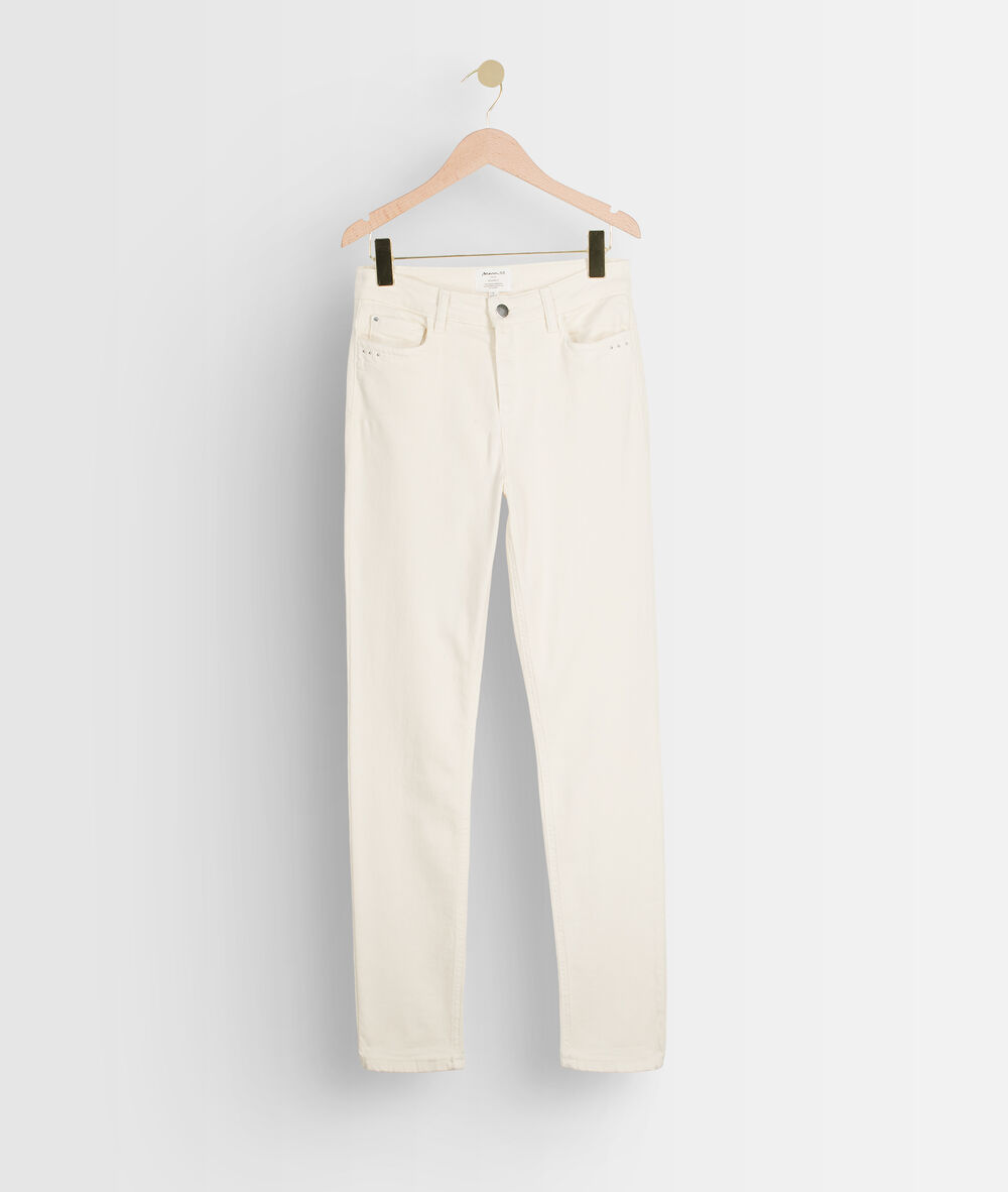 L'iconique slim jean en coton recyclé mastic suzy mastic.
