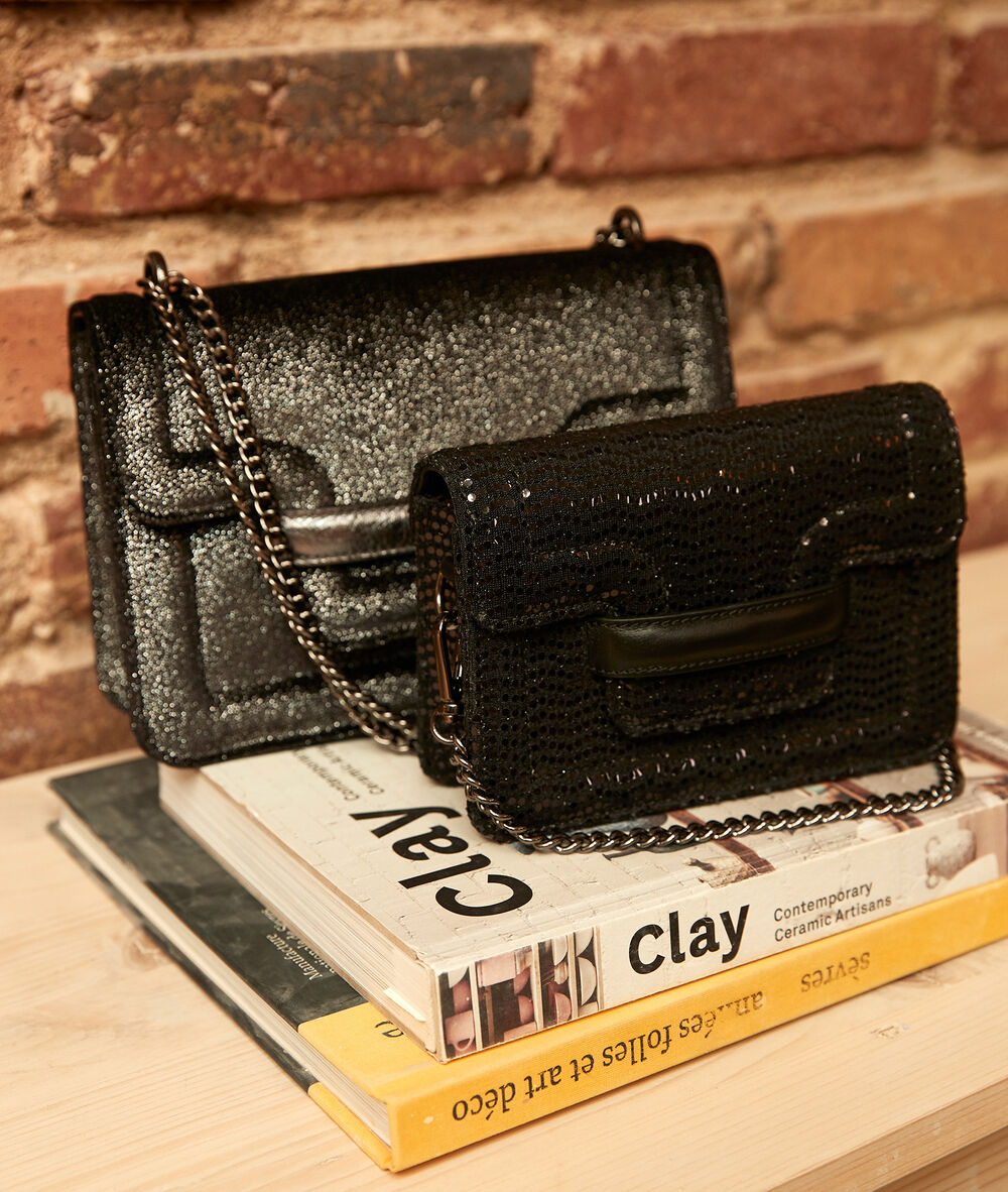 Le mini 123 en cuir velours chine moyen.