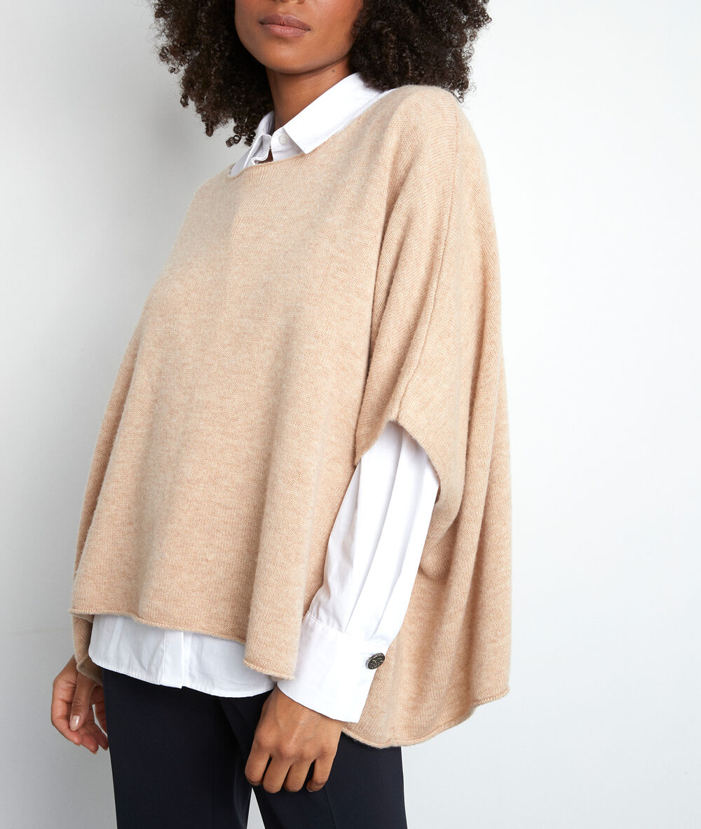 Poncho court en laine et cachemire recyclés camel tarik camel clair.