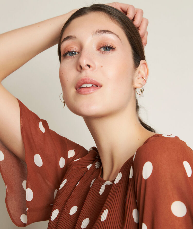 Robe plissée à pois coralia cannelle.