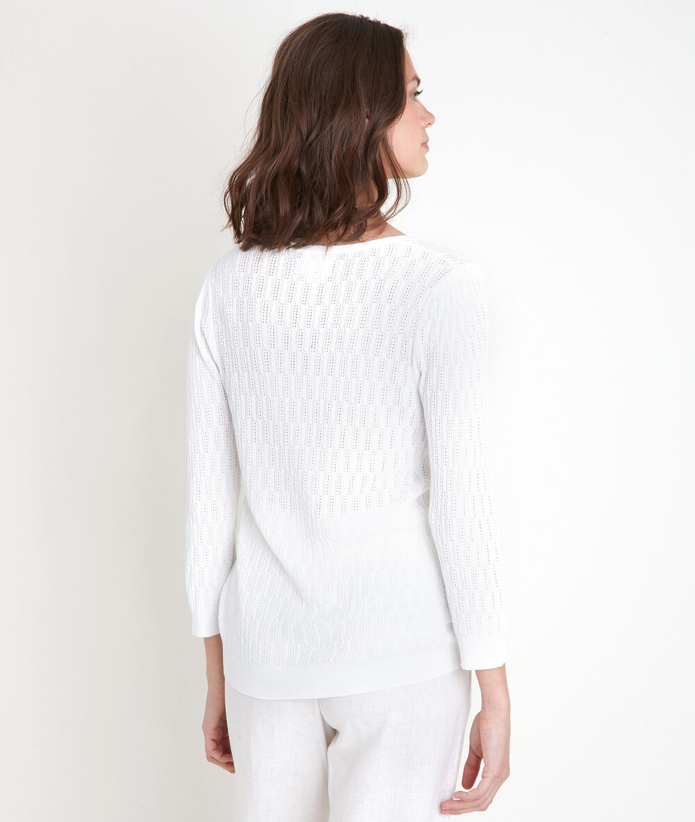 Top blanc en maille fine ajourée avy ecru.