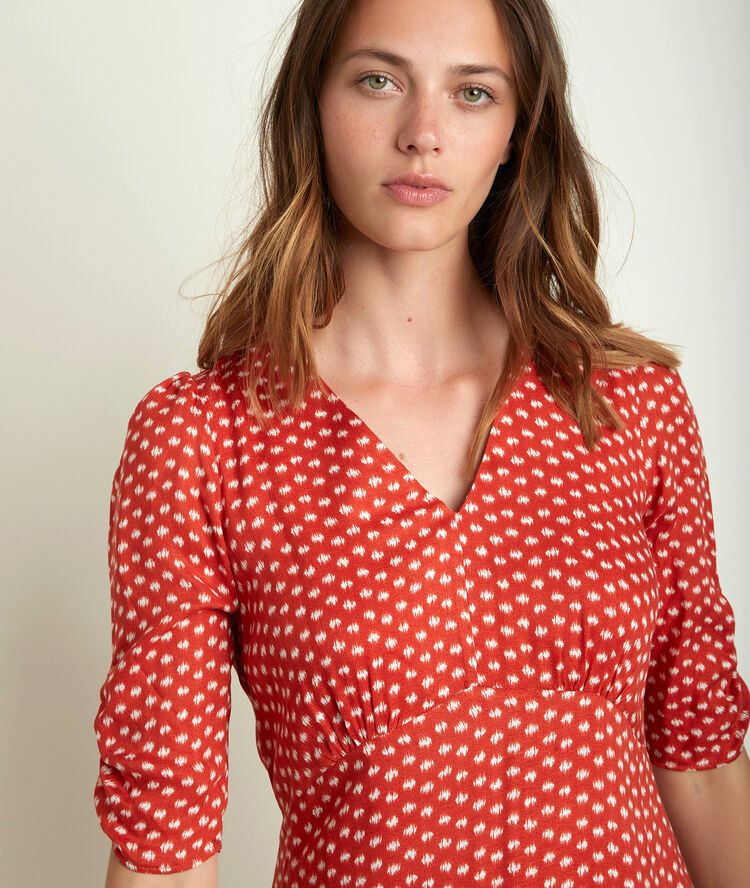 Robe imprimée claude rouge.