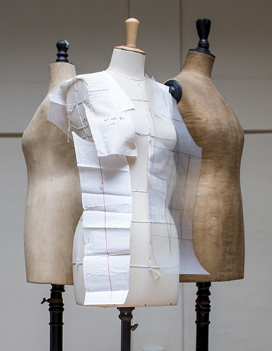 Nos équipes sont formées pour vous offrir une séance de conseil en image personnalisée !