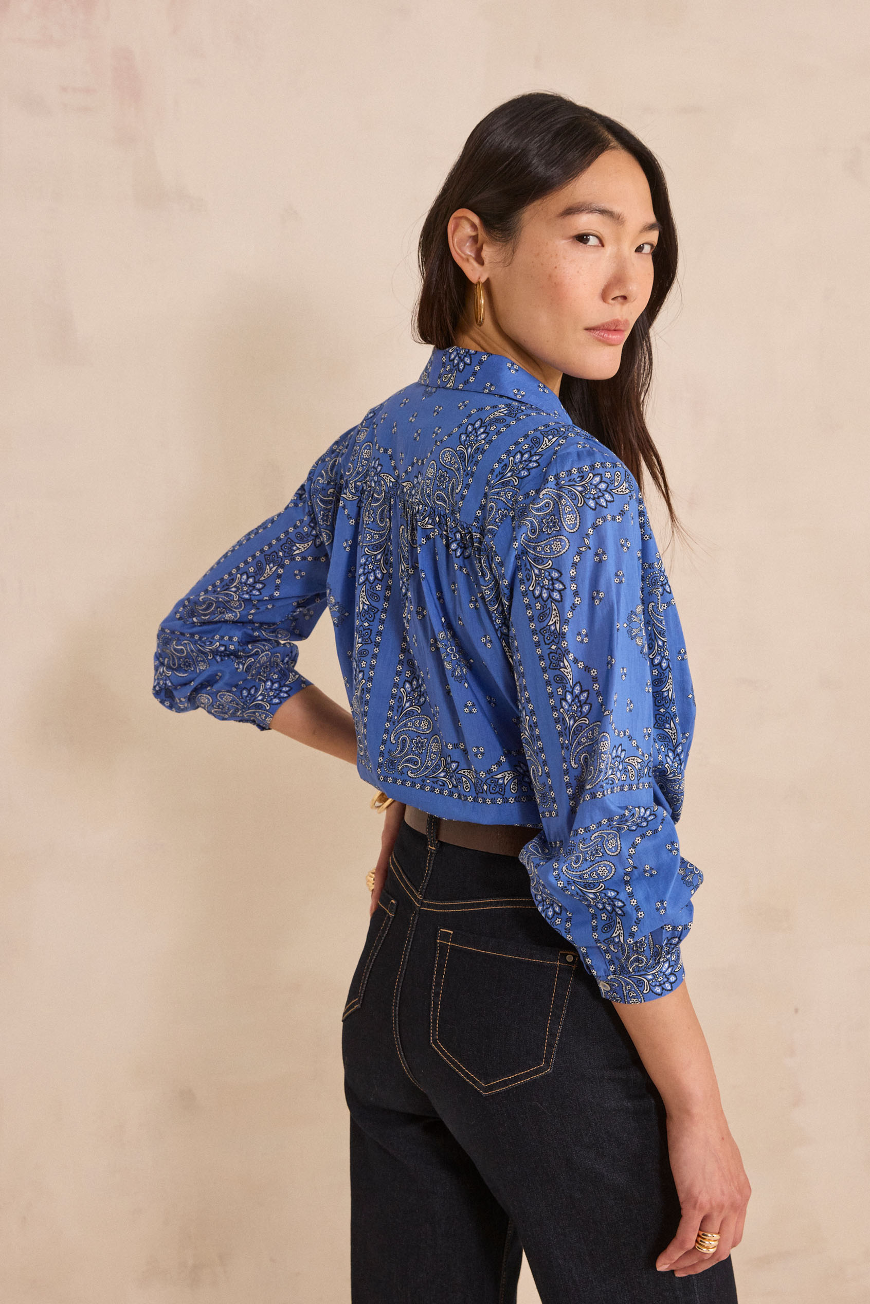Chemise Shop avec patchs coudés pour hommes - Élégante et durable